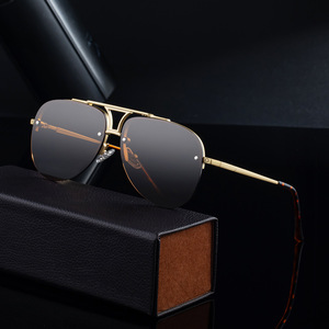 KSL-98338 Gafas de sol de aviador para hombre, montura de metal con medio aro, protección UV400, protección solar clase 2, montura de plástico y metal - Product Image 2