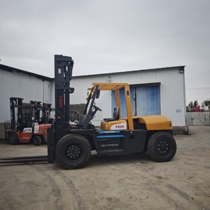 Japan Original TCM 100 10Tons Three Masts Diesel <b>Forklift</b> Counterbalance <b>Forklift</b> - Product Image 2