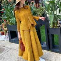 Robes longues musulmanes de Dubaï plissées tendance pour femmes grandes tailles, ensembles de vêtements pour femmes en deux pièces, ensembles de hauts et de jupes en deux pièces