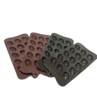 Moule à chocolat en silicone antiadhésif et écologique pour œufs de Pâques, idéal pour la pâtisserie domestique et commerciale