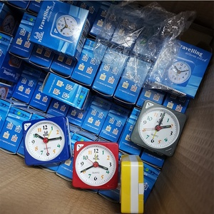 Quảng Trường <span class=keywords><strong>Mini</strong></span> Kích thước đồng hồ báo thức Analog ABS không đánh dấu chất lượng ánh sáng ban đêm <span class=keywords><strong>mini</strong></span> analog đi du lịch túi đồng hồ bảng bàn - Product Image 5