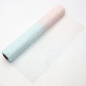 Fil à points dégradés effet neige, filet floral pour emballage, filet classique pour bouquets DIY et arrangements floraux - Product Image 6