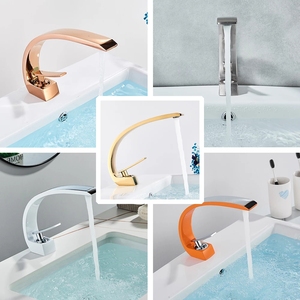 Robinet de <span class=keywords><strong>lavabo</strong></span> <span class=keywords><strong>doré</strong></span> Robinet de <span class=keywords><strong>lavabo</strong></span> noir Robinet de <span class=keywords><strong>lavabo</strong></span> à poignée unique Robinets de <span class=keywords><strong>lavabo</strong></span> Mélangeur dans la salle de bain - Product Image 2