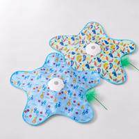 Tapis de jeu interactif en plastique imprimé en forme d'étoile pour chat, avec plumes, pour le jeu autonome des chats - Vente en gros
