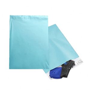 Sacs d'expédition écologiques et durables jetables et imperméables pour chaussures et chaussettes – Enveloppes postales en polyéthylène - Product Image 1