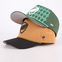 Gorras de Béisbol Personalizadas al por Mayor con 5 Paneles de PVC, Logotipo de Parche, Cuerda Deportiva, Gorra de Golf con Orificios Cortados con Láser, Gorra de Poliéster