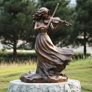 バイオリンを演奏する女性のブロンズ像 高さ約30センチ バイオリンを演奏する女性のブロンズ像 高さ約30センチ