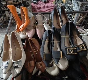 รองเท้าส้นสูงมือ<span class=keywords><strong>สอง</strong></span>คุณภาพดีสำหรับผู้หญิง รองเท้าส้นสูงผู้หญิง<span class=keywords><strong>มือ</strong></span><span class=keywords><strong>สอง</strong></span>ขายส่ง รองเท้าส้นสูงหนังมือ<span class=keywords><strong>สอง</strong></span>สำหรับผู้หญิง - Product Image 2