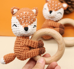 ของเล่นเขย่ามือเด็กทำมือรูปสัตว์น่ารัก ทำจากไม้และโครเชต์ รูปสุนัขจิ้งจอกและกวาง เหมาะสำหรับเด็กแรกเกิดและทารก - Product Image 5