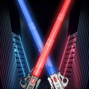Lot de 2 sabres laser LED pour enfants, écologiques, en plastique de haute qualité, avec lumières clignotantes et phosphorescentes dans le noir - Product Image 4
