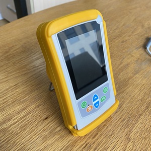 Oxymètre de pouls vétérinaire professionnel avec design portable, instrument chirurgical vétérinaire pour les soins des <span class=keywords><strong>animaux</strong></span> - Product Image 5
