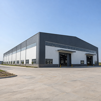 Atelier préfabriqué en acier structurel, panneaux composites isolés, entrepôt métallique à faible entretien, bâtiment industriel