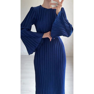 Nuovo Design modesto abito musulmano manica svasata fabbrica all'ingrosso abito lungo pieghettato abbigliamento musulmano - Product Image 2