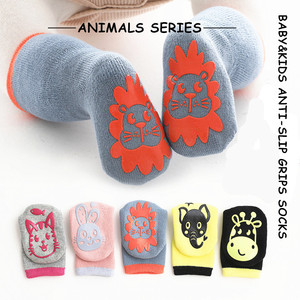 Socksmate Pop bébé pantoufles Fruits chaussettes avec semelle enfants Trampoline coton nouveau-né anti-dérapant Slouch côtelé antidérapant chaussettes en caoutchouc - Product Image 2