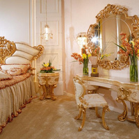 Lit français Rococo antique élégant de qualité supérieure Design de luxe classique pour villa