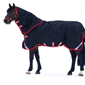 Tela Híbrida Oxford de 1200 Denier, Impermeable, de Lujo, para Protección Invernal de Caballos, con Estampado a Cuadros Gingham Azul Claro en la Parte Inferior y Combinación Azul Completa - Product Image 1