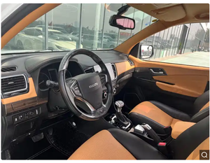 <span class=keywords><strong>Pick</strong></span>-<span class=keywords><strong>up</strong></span> d'<span class=keywords><strong>occasion</strong></span> <span class=keywords><strong>ISUZU</strong></span> D-MAX, 4x4, diesel, automatique, tout-terrain, 2023 - Product Image 4