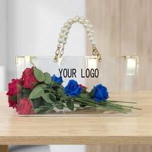 Vente chaude Nouvelle boîte à fleurs pliable multifonctionnelle en acrylique transparent rectangulaire Poignée en <span class=keywords><strong>perle</strong></span> Boîte <span class=keywords><strong>de</strong></span> <span class=keywords><strong>rangement</strong></span> pour roses Boîte cadeau - Product Image 1