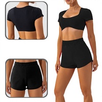 Ensemble de yoga 2 pièces pour femmes, haut de sport rembourré à manches courtes, short taille haute, ensemble de vêtements de sport à séchage rapide pour la salle de sport et l'entraînement
