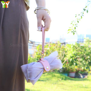 YY Stock al aire libre portátil toalla Clip Premium cuero pañuelo bolsa de almacenamiento multiusos guante bufanda ropa titular - Product Image 2