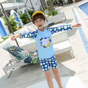 ชุดว่ายน้ำเด็กสองชิ้นแห้งเร็ว UPF 30 สำหรับเด็กผู้หญิง ชุดว่ายน้ำลายสีฟ้าสำหรับสระว่ายน้ำ - Product Image 2