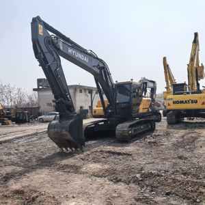 Excavatrice Hyundai 225 d'occasion avec moteur Cummins, 22 tonnes, godet de 1,05 m - Équipement de construction en excellent état - Product Image 1