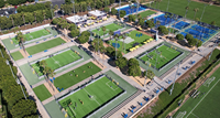 Vente directe du fabricant, terrain de padel de haute qualité, équipement super panoramique intérieur et extérieur, terrain de padel classique