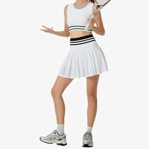 Ensemble de sport respirant pour femme : débardeur amincissant couvrant les hanches et jupe de tennis/yoga taille haute personnalisable pour activités de plein air - Product Image 6