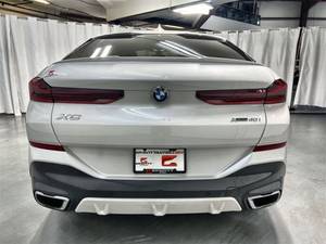 Meilleur Prix – Coupé Sport d'Occasion AWD Drive40i 4 portes, Intérieur Clair, Sièges en Cuir, Moteur ACC, Jantes R20 – Vendeur en Gros - Product Image 6