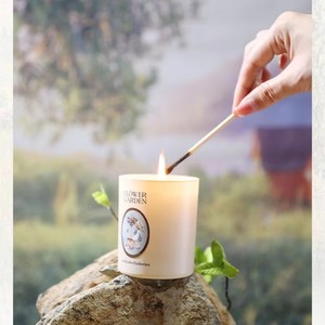 Set Regalo di Candele Artigianali Premium con Fragranza Unica e Profumo Francese, Souvenir Natalizio per Lei - Product Image 4