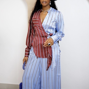 เสื้อเชิ้ตลายทางคอวีของผู้หญิงกางเกงขากว้างชุดแฟชั่น 2 ชิ้น - Product Image 3