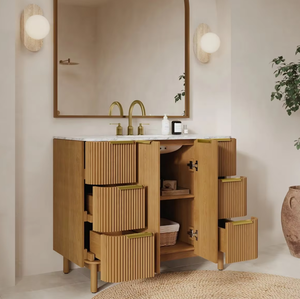 <span class=keywords><strong>Mobile</strong></span> Bagno Moderno in Legno Massello Naturale Personalizzato con Design Scanalato a Strisce, Top in Quarzo e Lavabo Singolo, Mobiletto Freestanding - Product Image 5