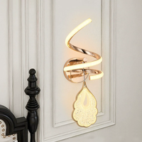 Lampes murales LED en acrylique spirale de luxe modernes en gros, luminaires décoratifs dorés pour salon et chambre à coucher, appliques murales créatives