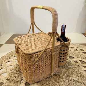 Panier à vin et à pique-nique en rotin naturel 2021 - Product Image 3