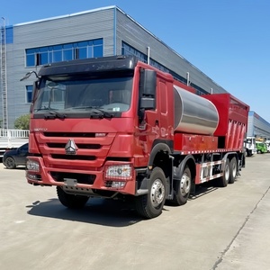 Camion de finition d'asphalte et de compactage de gravier entièrement automatique HOWO 8x4 neuf à vendre - Product Image 1