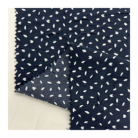 Tissu en crêpe plissé de chiffon Spandex 75D150D à motif pois bleu marine et blanc pour robe, collection été 2024