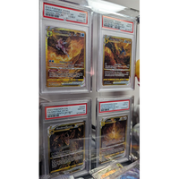 Présentoir de cartes de jeu en acrylique personnalisé en usine, résistant aux UV, poli, pour cartes TCG, paquets de boosters Pokémon et cartes gradées magnétiques