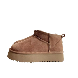 Bottes d'hiver chaudes de mode en gros, bottes d'hiver personnalisées pour femmes, bottes de neige, baskets Uggs - Product Image 4