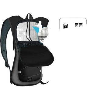 Échantillon gratuit de sac d'hydratation tactique pour la randonnée en plein air, le cyclisme, sac à dos hydro avec poche à eau de 3L - Product Image 1