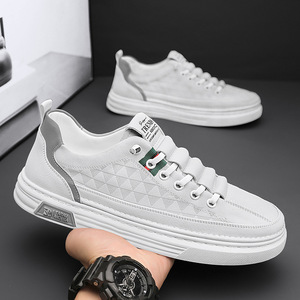 Sneakers Casual da Uomo con Tomaia in PU, Scarpe da Passeggio Bianche di Alta Qualità a Basso Prezzo con Suola Casual per Uso Quotidiano - Product Image 1