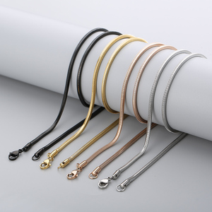 Collier ras du <span class=keywords><strong>cou</strong></span> en acier inoxydable pour femmes Simple Designer Dainty <span class=keywords><strong>Sublimation</strong></span> Collier Chaînes <span class=keywords><strong>de</strong></span> serpent remplies d'or Accessoires <span class=keywords><strong>de</strong></span> mode - Product Image 5
