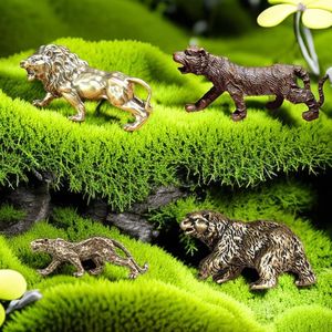 Figuras de animales chapadas en cobre de KI Tengqio: osos, leones, leopardos, cocodrilos y antiguas piezas de arte. El oso domina el mundo - Product Image 4