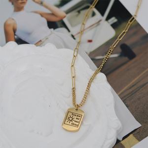 Nuevo Diseño al por Mayor, Collar con Colgante Grande Personalizado para Hombre, de Acero Inoxidable con Baño de Oro de 18K PVD, Resistente al Deslustre - Product Image 1