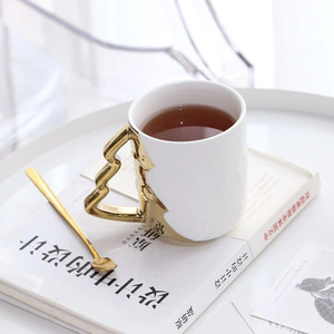 Zogifts nuovo design personalizzato elegante tazza di caffè in ceramica di lusso con forma speciale supporto in oro <span class=keywords><strong>per</strong></span> la vendita - Product Image 4