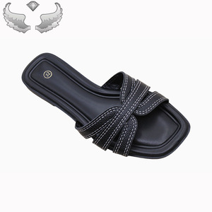 Nouvelle Collection Printemps-Été : Sandales Respirantes à Bout Ouvert, Plateforme Tendance, Antidérapantes pour Filles – Prêtes à l'Expédition - Product Image 2