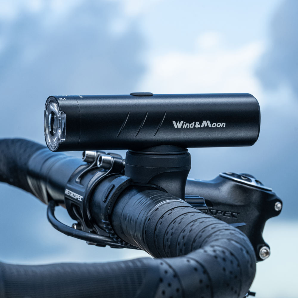 Luce Bici Ricaricabile 800 Lumen - Batteria 4000mAh, 10h Autonomia, Impermeabile IPX6 Per Ciclismo