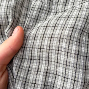 Chemises streetwear tendance, chemise à carreaux bleu vichy à manches courtes avec poche poitrine, chemise boutonnée personnalisée, fabricant - Product Image 4
