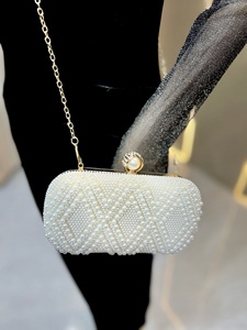 Sac à main de soirée pour femme 2026, avec pompon perlé, chaîne bandoulière, poignée dorée, luxe, étanche, idéal pour mariage et fête - Product Image 3