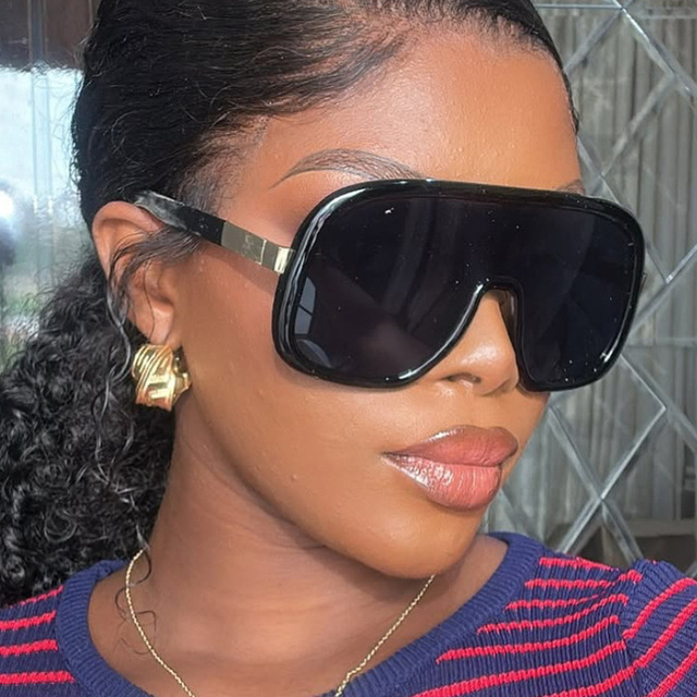3243 Unique Retro Y2K Oversized Sunglasses for Men and Women Single Piece UV400 Lens Shield Windproof Punk Sunglasses
