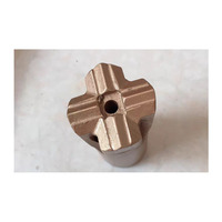 Barra de Anclaje Autoperforante Multifunción Marca JinDu SDA T40/90 de 90 mm con Carburo de Tungsteno para Minería